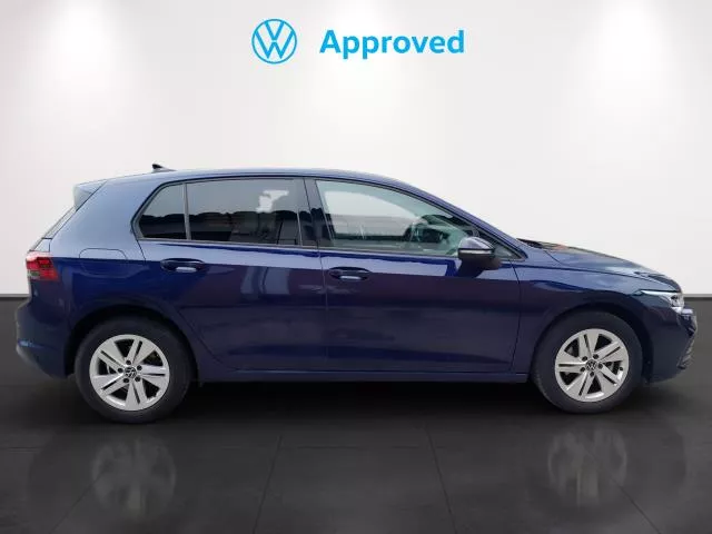 Volkswagen Golf Life 1.0 eTSI 81 kW (110 CV) DSG de segunda mano