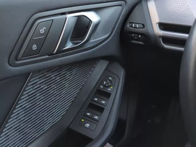 BMW Serie 1 120i 125 kW (170 CV) de segunda mano