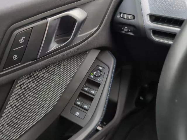 BMW Serie 1 120i 125 kW (170 CV) de segunda mano