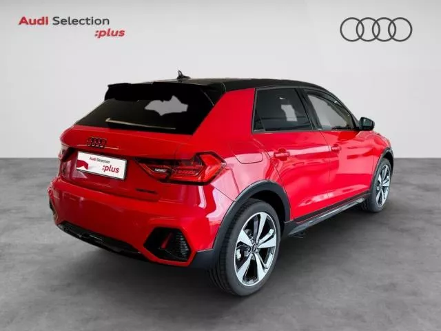 Audi A1 Adrenalin Black edition 30 TFSI 85 kW (116 CV) de segunda mano
