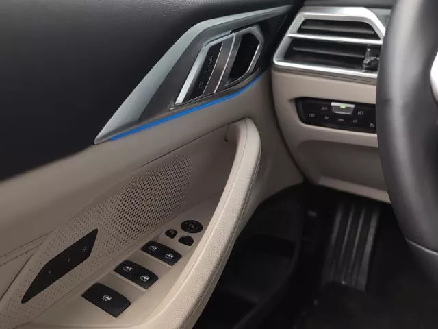 BMW Serie 4 420d Cabrio 140 kW (190 CV) de segunda mano