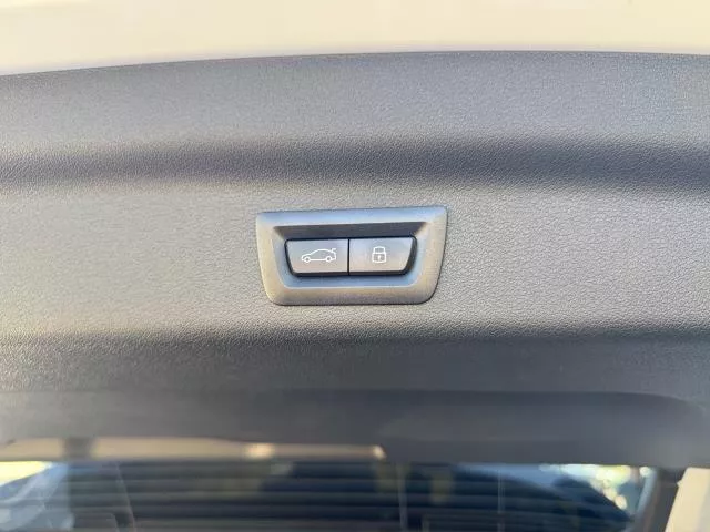 BMW iX1 xDrive30 230 kW (313 CV) de segunda mano