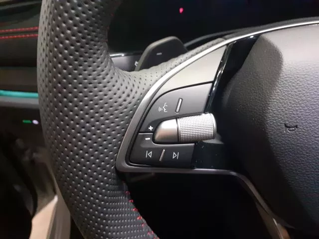 Skoda Octavia 2.0 TSI RS DSG 195 kW (265 CV) de segunda mano