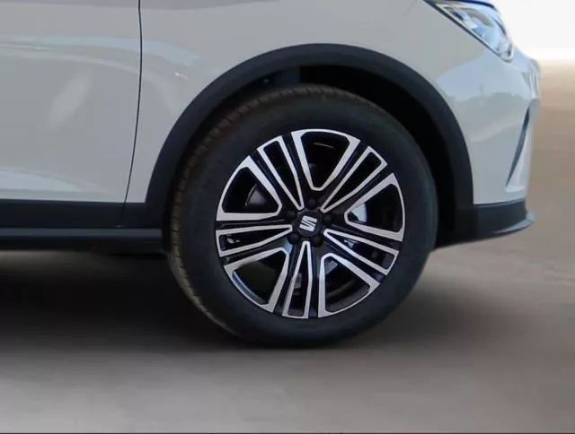 SEAT Arona 1.0 TSI Style XL 85 kW (115 CV) de segunda mano