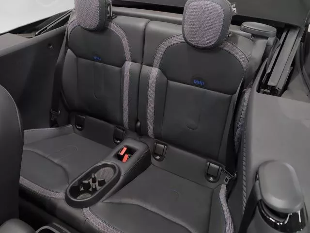 MINI Cabrio Cooper S 150 kW (204 CV) de segunda mano