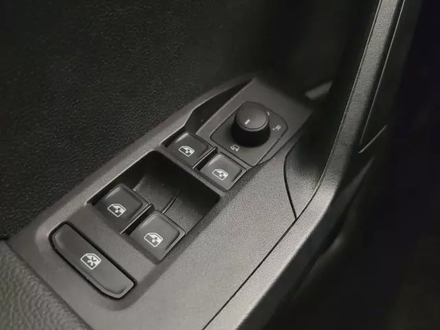 SEAT Arona 1.0 TSI Style Special Edition 70 kW (95 CV) de segunda mano