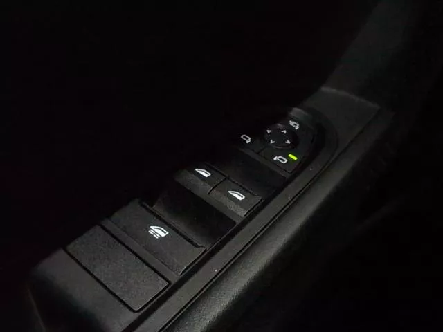 MINI Cabrio Cooper C 120 kW (163 CV) de segunda mano