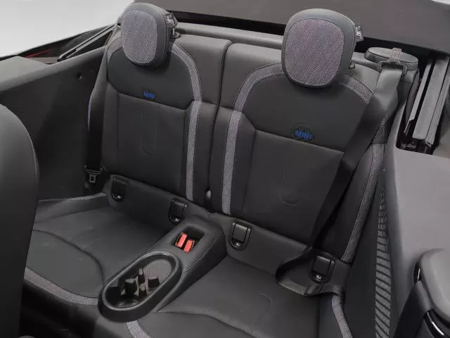 MINI Cabrio Cooper C 120 kW (163 CV) de segunda mano