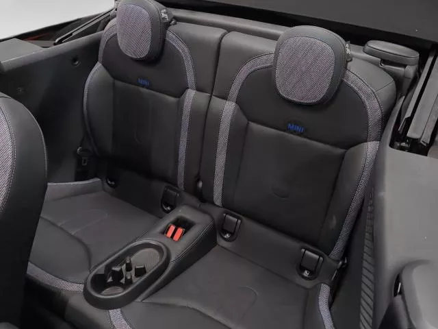 MINI Cabrio Cooper C 120 kW (163 CV) de segunda mano