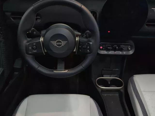 MINI Cabrio Cooper C 120 kW (163 CV) de segunda mano