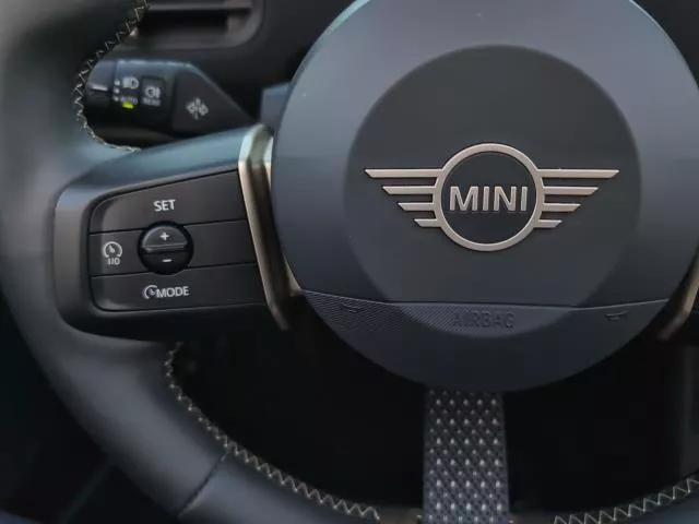 MINI Cabrio Cooper C 120 kW (163 CV) de segunda mano