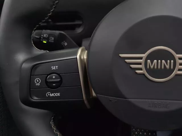 MINI Cabrio Cooper C 120 kW (163 CV) de segunda mano