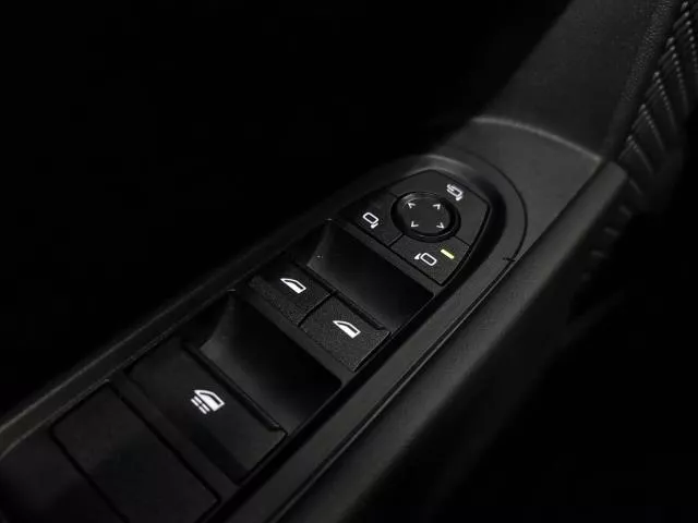 MINI Cabrio Cooper C 120 kW (163 CV) de segunda mano