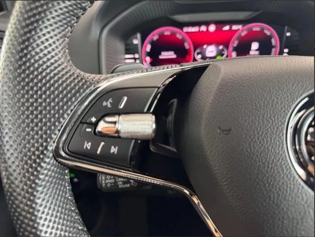 Skoda Karoq 1.5 TSI ACT Sportline 110 kW (150 CV) de segunda mano