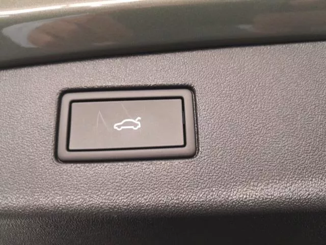 Volkswagen Tiguan Life 1.5 TSI eHybrid 150 kW (204 CV) DSG de segunda mano