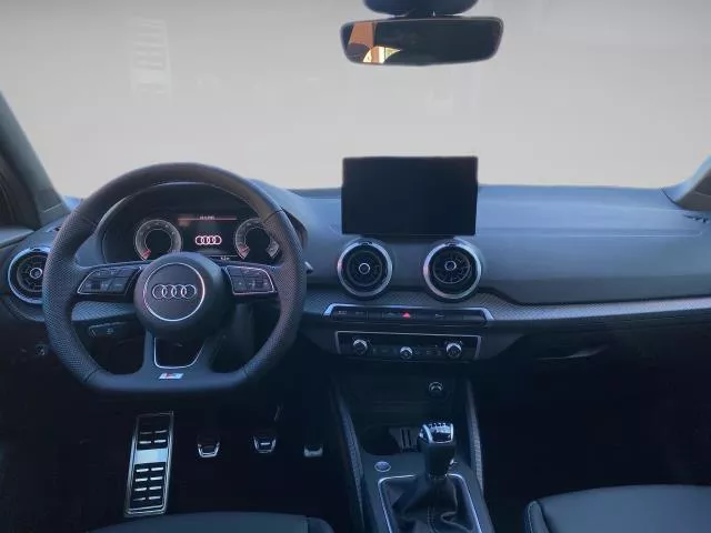 Audi Q2 Adrenalin Edition 30 TFSI 85 kW (116 CV) de segunda mano