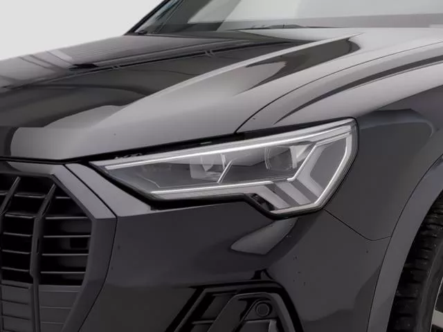 Audi Q3 Black line 35 TDI 110 kW (150 CV) S tronic de segunda mano