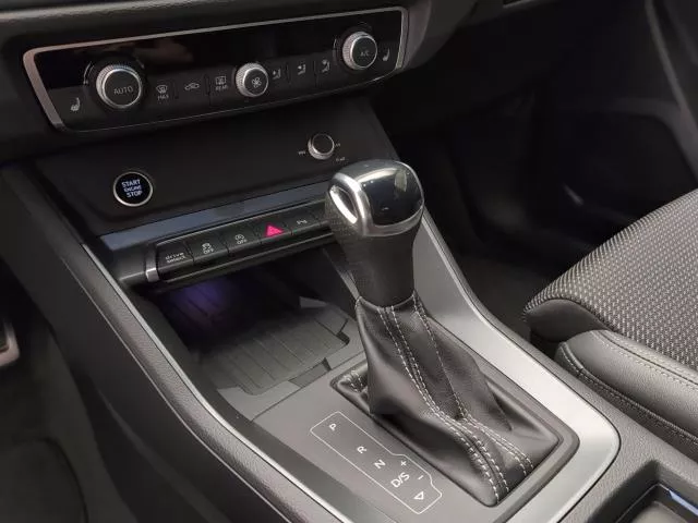 Audi Q3 Black line 35 TDI 110 kW (150 CV) S tronic de segunda mano