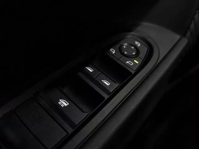 MINI Cabrio Cooper C 120 kW (163 CV) de segunda mano