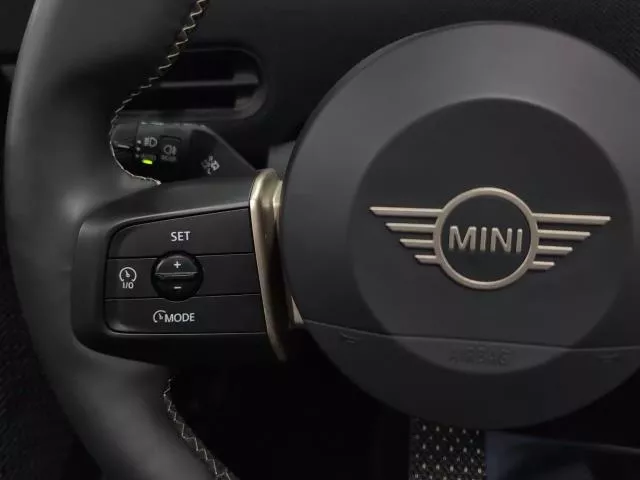 MINI Cabrio Cooper C 120 kW (163 CV) de segunda mano