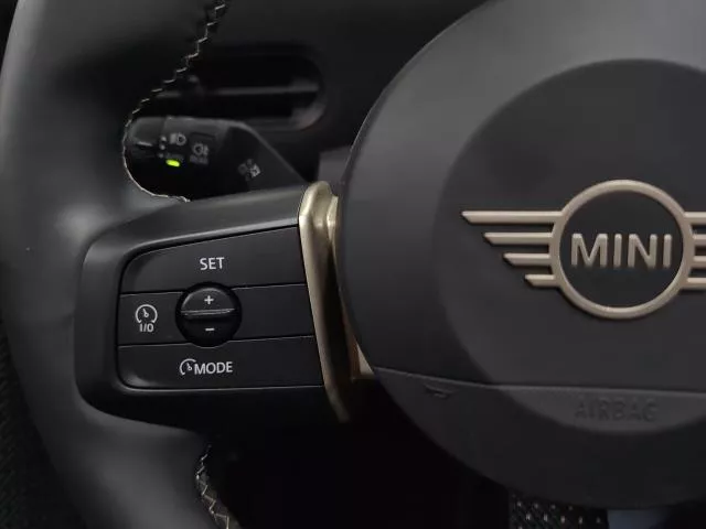 MINI Cabrio Cooper C 120 kW (163 CV) de segunda mano