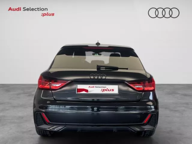 Audi A1 Adrenalin Black edition 30 TFSI 85 kW (116 CV) de segunda mano