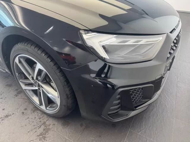 Audi A1 Adrenalin Black edition 30 TFSI 85 kW (116 CV) de segunda mano