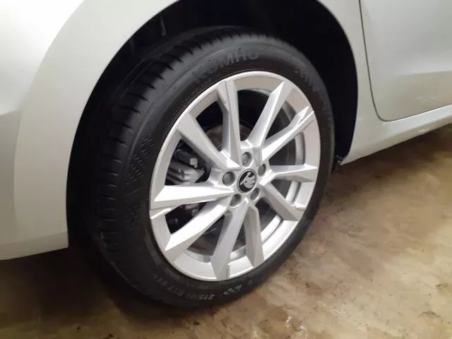 Skoda Fabia 1.0 TSI Selection 85 kW (115 CV) de segunda mano