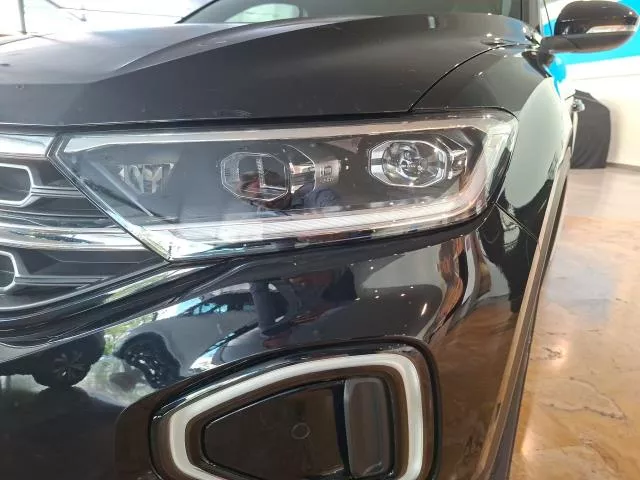 Volkswagen T-Roc Dark Line 1.0 TSI 85 kW (115 CV) de segunda mano
