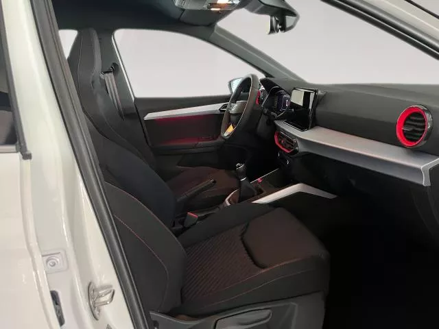 SEAT Arona 1.0 TSI S&S FR XL 85 kW (115 CV) de segunda mano