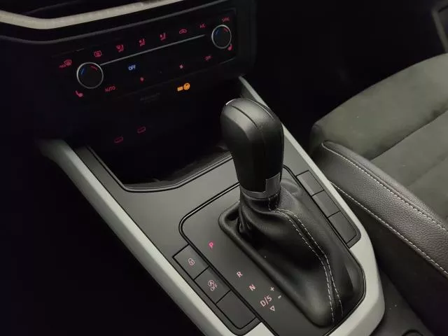 SEAT Arona 1.0 TSI Style XL DSG 85 kW (115 CV) de segunda mano