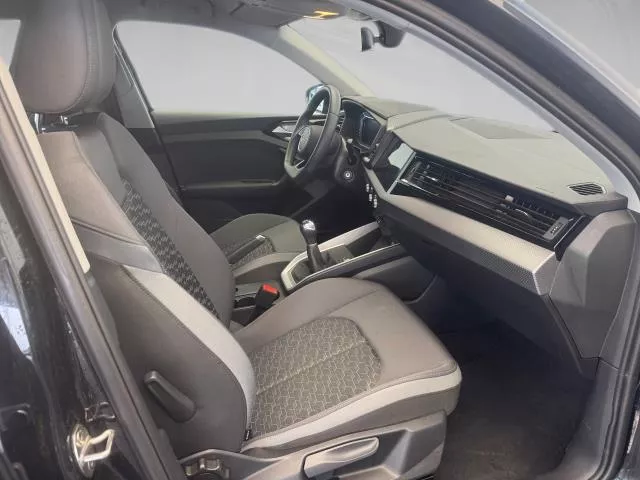 Audi A1 Adrenalin Black edition 30 TFSI 85 kW (116 CV) de segunda mano