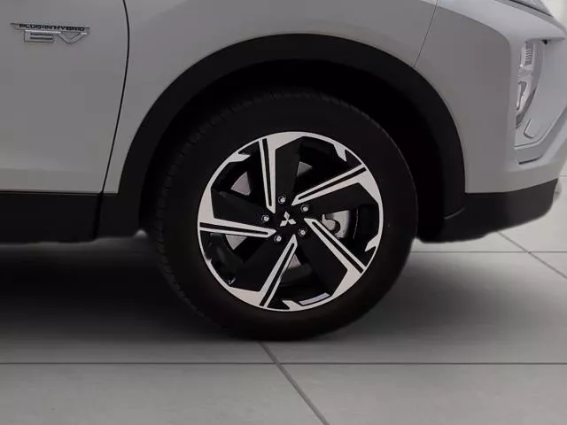 Mitsubishi Eclipse 2.4 PHEV Kaiteki 4WD Auto 138 kW (188 CV) de segunda mano