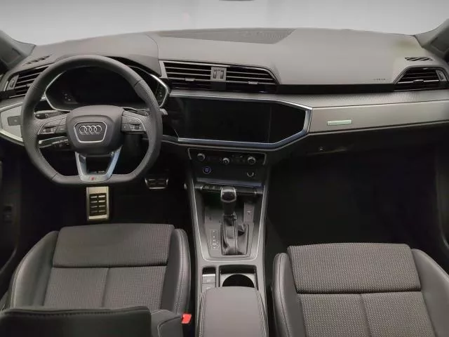 Audi Q3 Black line 35 TDI 110 kW (150 CV) S tronic de segunda mano