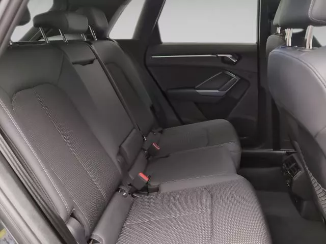 Audi Q3 Black line 35 TDI 110 kW (150 CV) S tronic de segunda mano