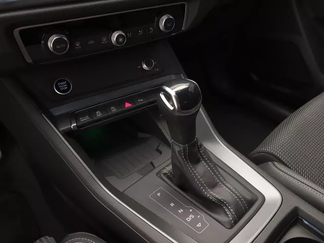 Audi Q3 Black line 35 TDI 110 kW (150 CV) S tronic de segunda mano