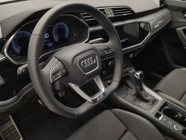 Audi Q3 Black line 35 TDI 110 kW (150 CV) S tronic de segunda mano