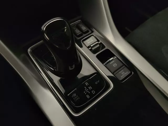 Mitsubishi Eclipse 2.4 PHEV Kaiteki 4WD Auto 138 kW (188 CV) de segunda mano