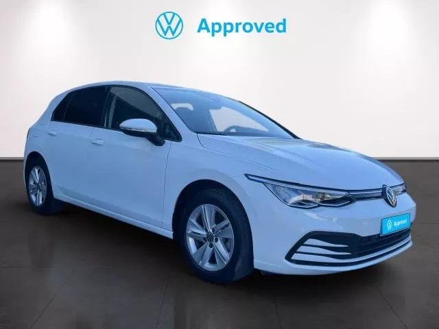 Volkswagen Golf Life 1.0 eTSI 81 kW (110 CV) DSG de segunda mano