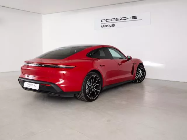 Porsche Taycan 4S 390 kW (530 CV) de segunda mano
