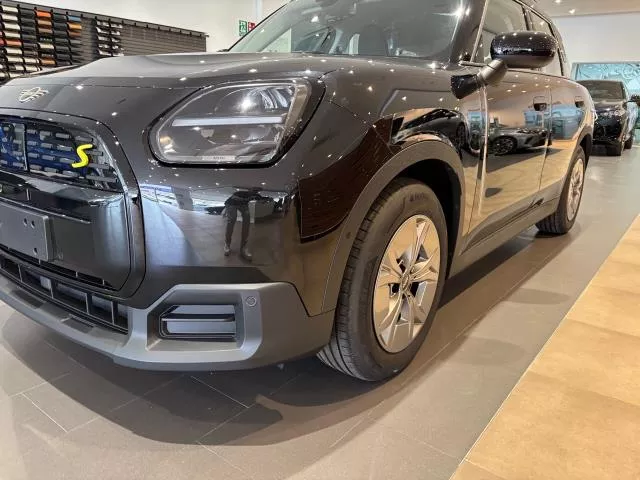 MINI Countryman SE ALL4 230 kW (313 CV) de segunda mano