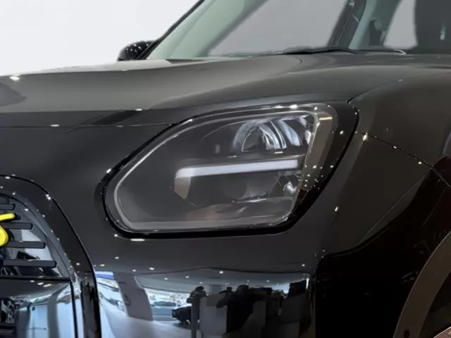 MINI Countryman SE ALL4 230 kW (313 CV) de segunda mano