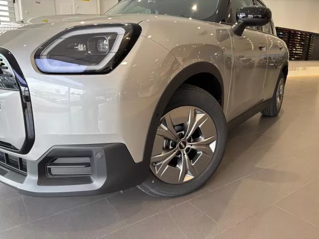 MINI Countryman SE ALL4 230 kW (313 CV) de segunda mano