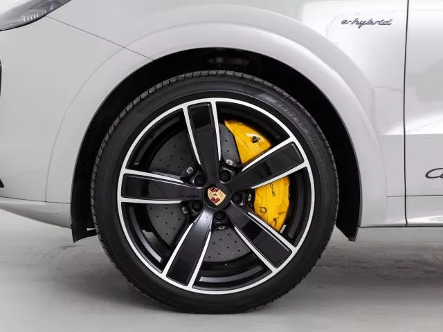 Porsche Cayenne Turbo S E-Hybrid 500 kW (680 CV) de segunda mano