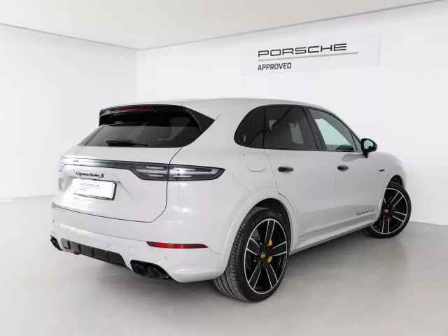 Porsche Cayenne Turbo S E-Hybrid 500 kW (680 CV) de segunda mano