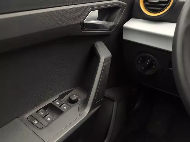 SEAT Arona 1.0 TSI Style XL DSG 85 kW (115 CV) de segunda mano