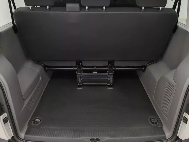 Volkswagen Caravelle Origin Batalla Corta 2.0 TDI BMT 110 kW (150 CV) DSG de segunda mano