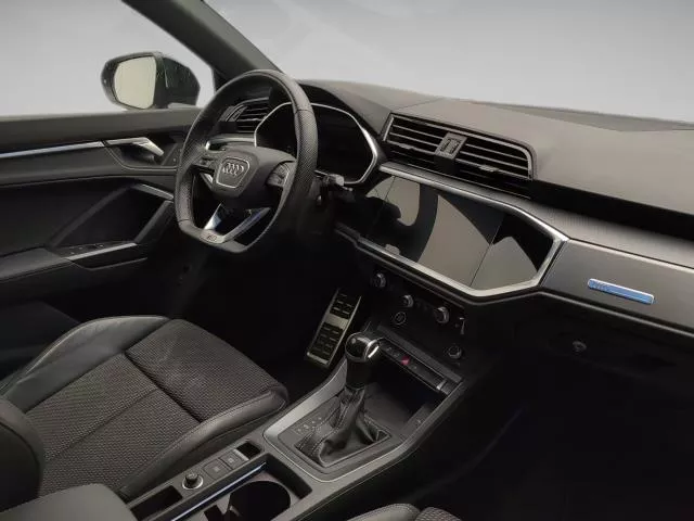 Audi Q3 Black line 35 TDI 110 kW (150 CV) S tronic de segunda mano