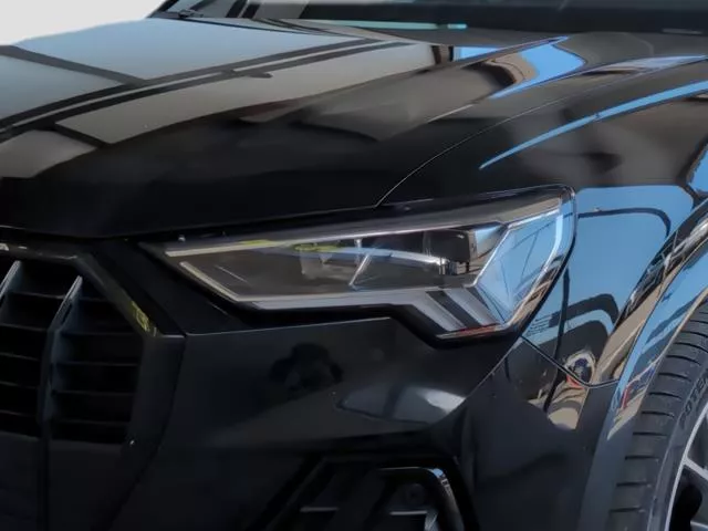 Audi Q3 Black line 35 TDI 110 kW (150 CV) S tronic de segunda mano