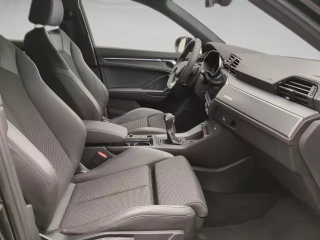 Audi Q3 Black line 35 TDI 110 kW (150 CV) S tronic de segunda mano